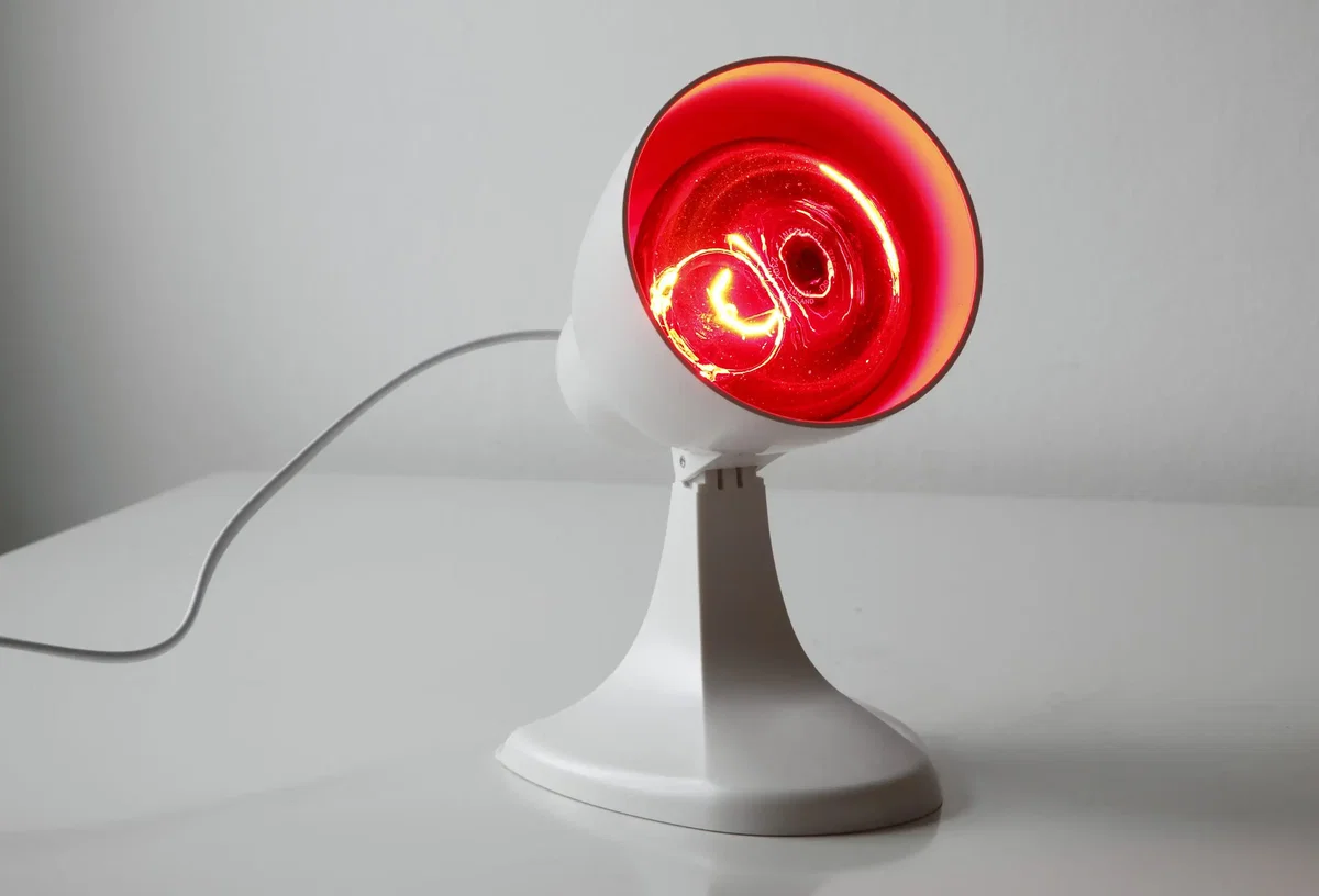 Rotlichttherapie in München: Rotlichtlampe bei Verspannungen und chronischen Rückenschmerzen