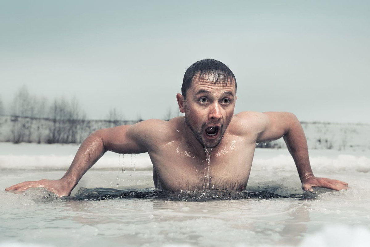 Eisschwimmen im Winter: ist Eisbaden gesund und welche Wirkung hat das kalte Wasser auf den Körper