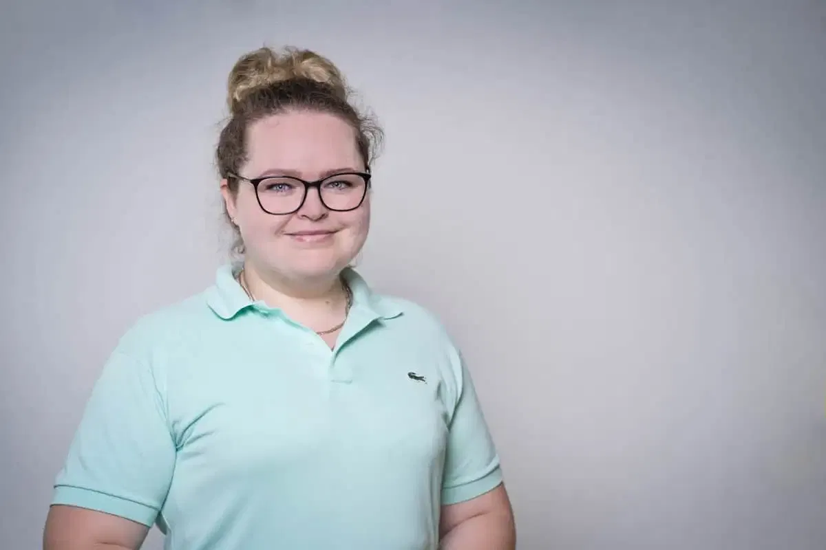 Hausarztpraxis am Romanplatz – Katja (Praxismanagerin, QM, Abrechnung, DMP)